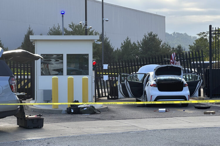Man allegedly rams car into FBI gate | News, Sports, Jobs